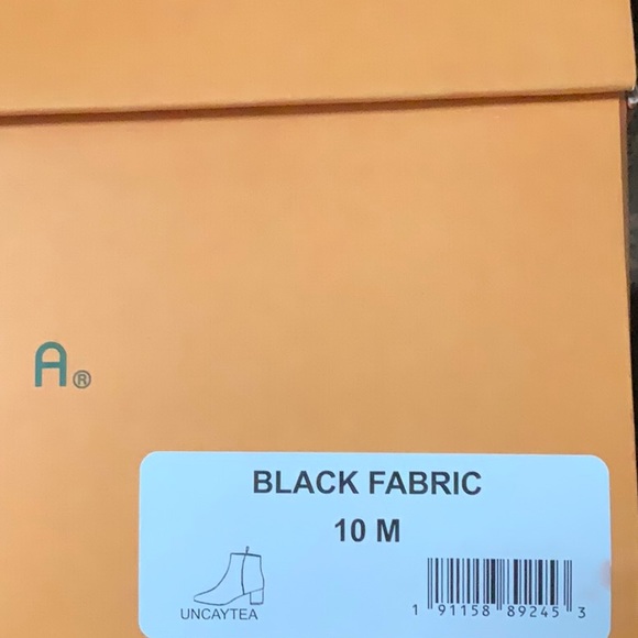 UNISA Black Fabric Booties - Picture 8 of 16